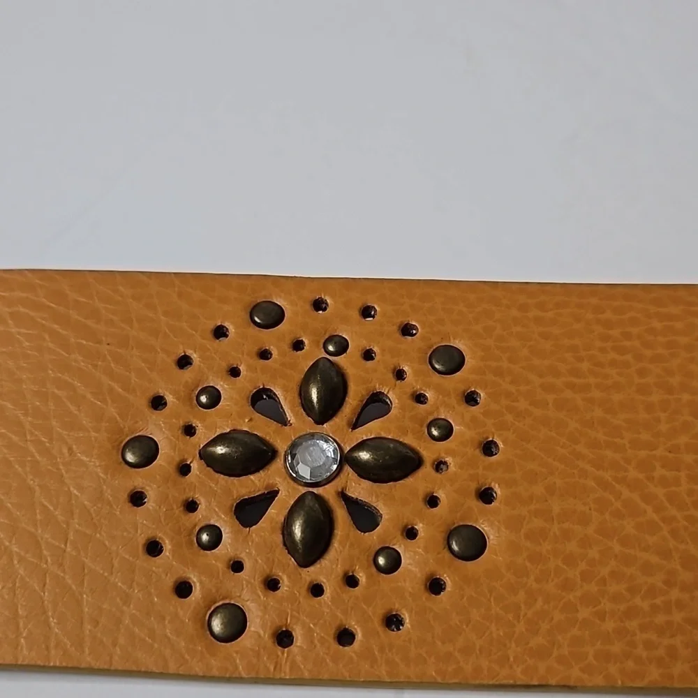 Candie's Jeweled Belt sz L Tan NWT